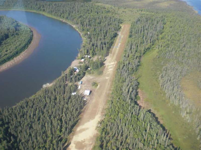 Under Contract Alaskan Advent : Sleetmute : Bethel Borough : Alaska