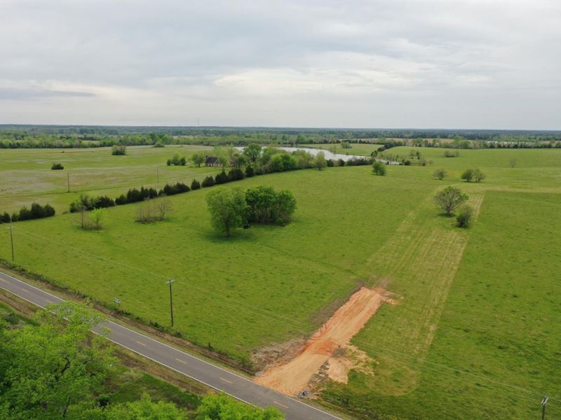 Five Stunning Acres in Pike Road : Pike Road : Montgomery County : Alabama